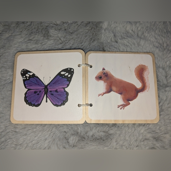 Lovevery wooden book - Picture 4 of 5
